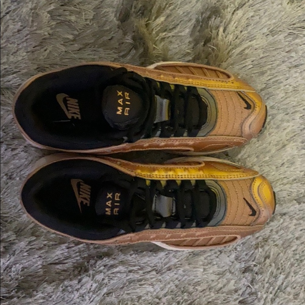 Nike Air Max Brand New Never Worn - Picture 7 of 8